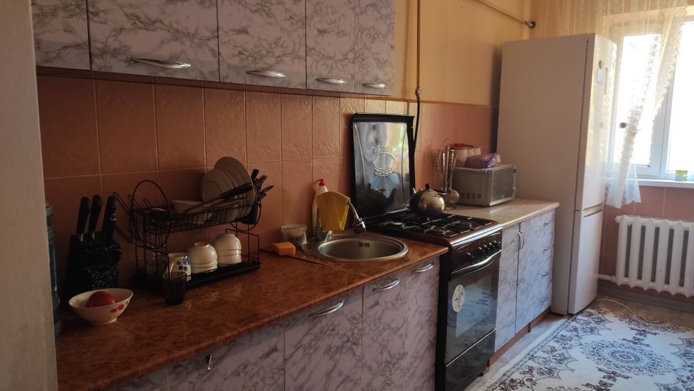 Продается кухня  3м