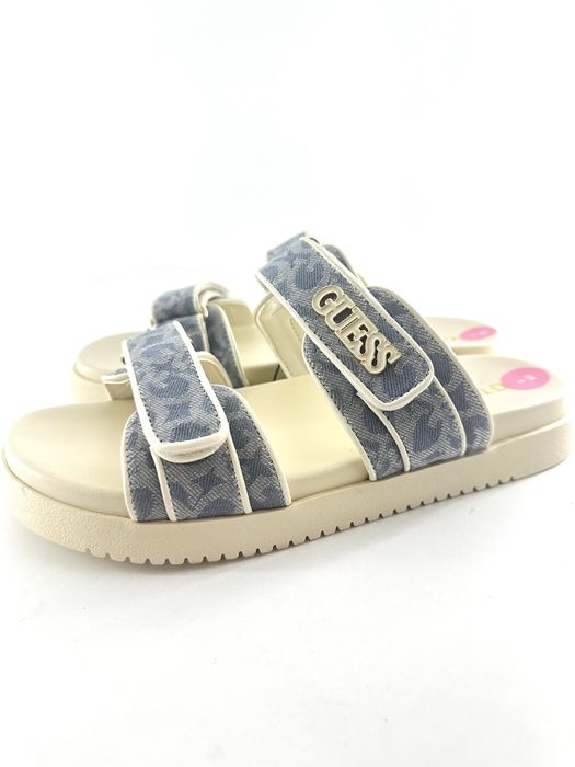 Сандали/чехли GUESS