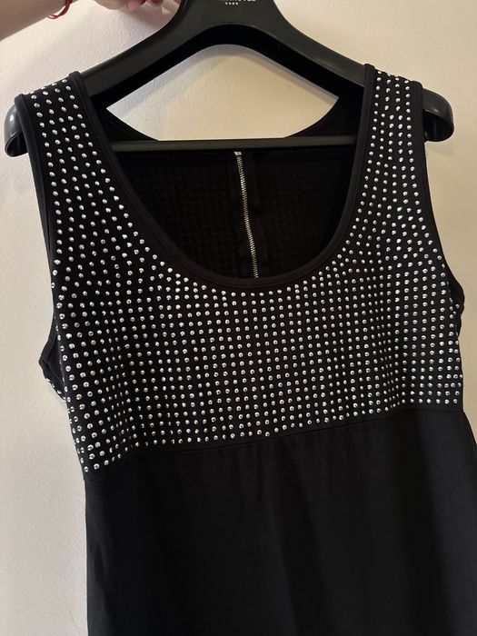 Луксозна VIP Рокличка Пролетна сребристи капсички мн.красив гръб ципче