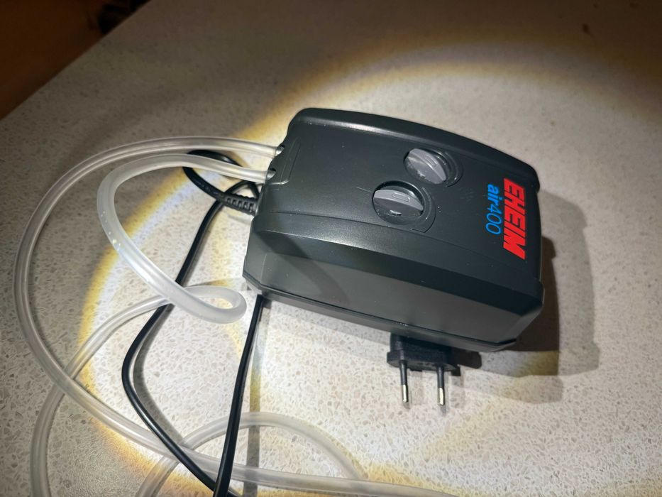 Pompa Aer acvariu Eheim 400