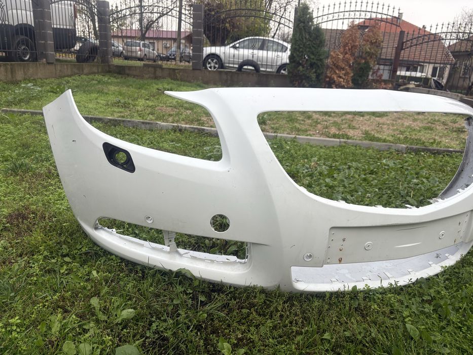 Предна броня за Опел Инсигниа / Opel Insignia A  2009 - 2012