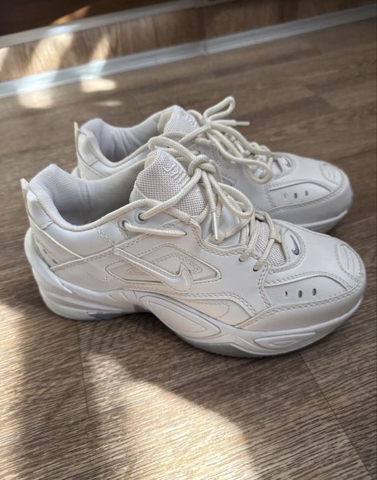 Женские Белые кроссовки, новые
