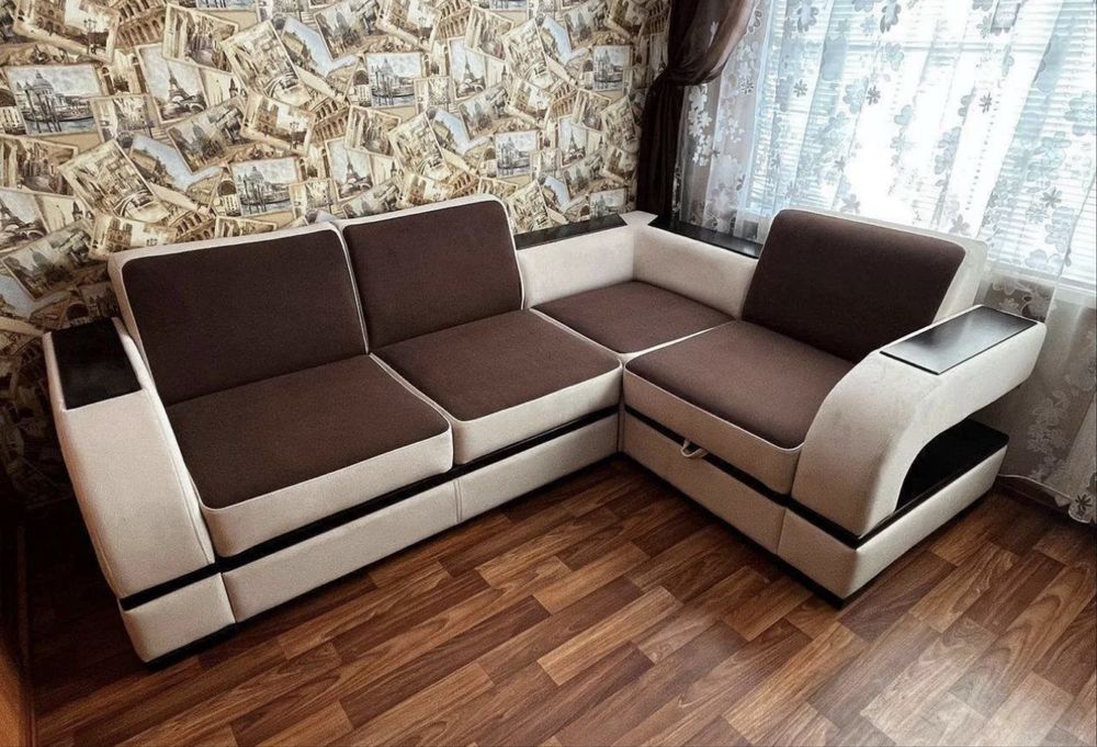 Перетяжка ремонт и реставрация мягкой мебели