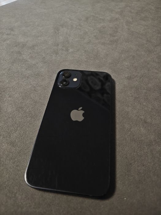iPhone 12 продам /обмен