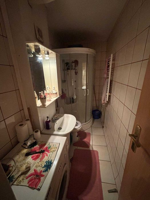 Apartment cu 3 camere in Craiovita Noua