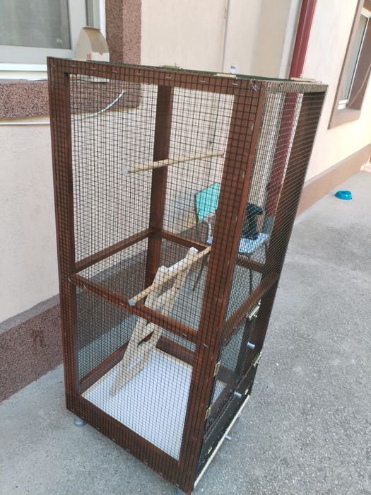 Cuști papagali mari