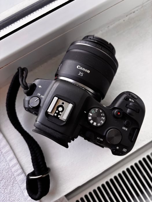 Canon R6 + obiectiv RF 35mm macro f1.8