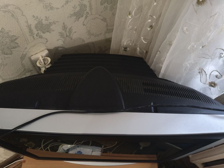 Телевизор отдам бесплатно