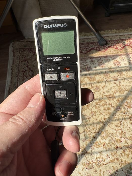 Диктофон «Олимпус»