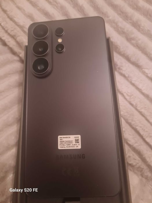 Samsung galaxy s26 ultra256GB