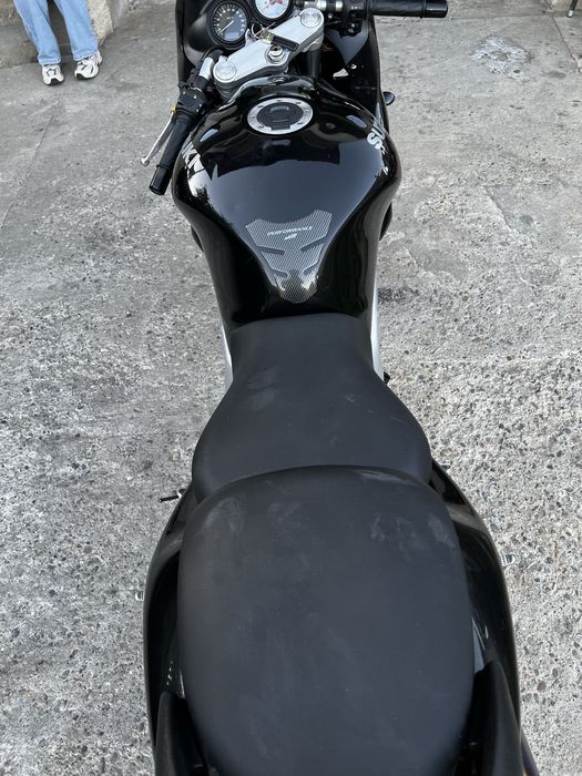 Suzuki SV650s (carenat)