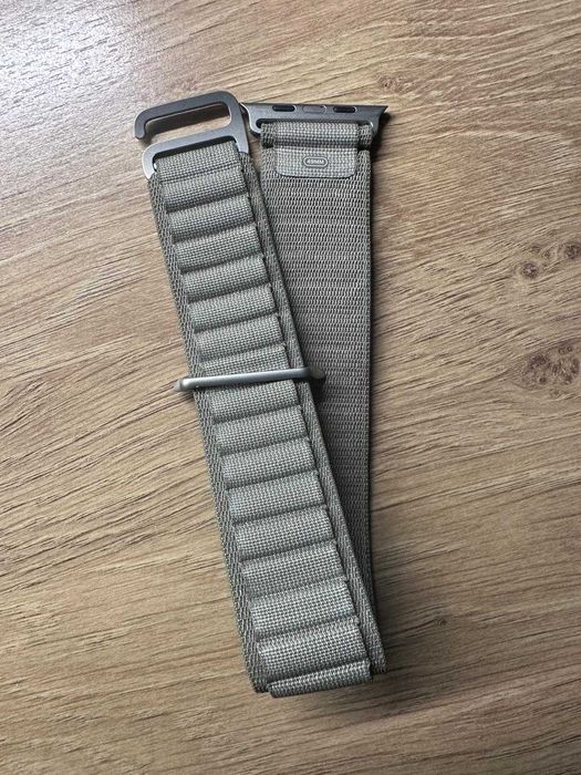 Apple Watch Ultra 2, GPS+ Cellular, Carcasa titan, 49mm