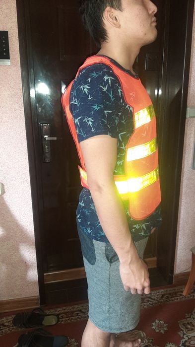 Жилеты сигнальные