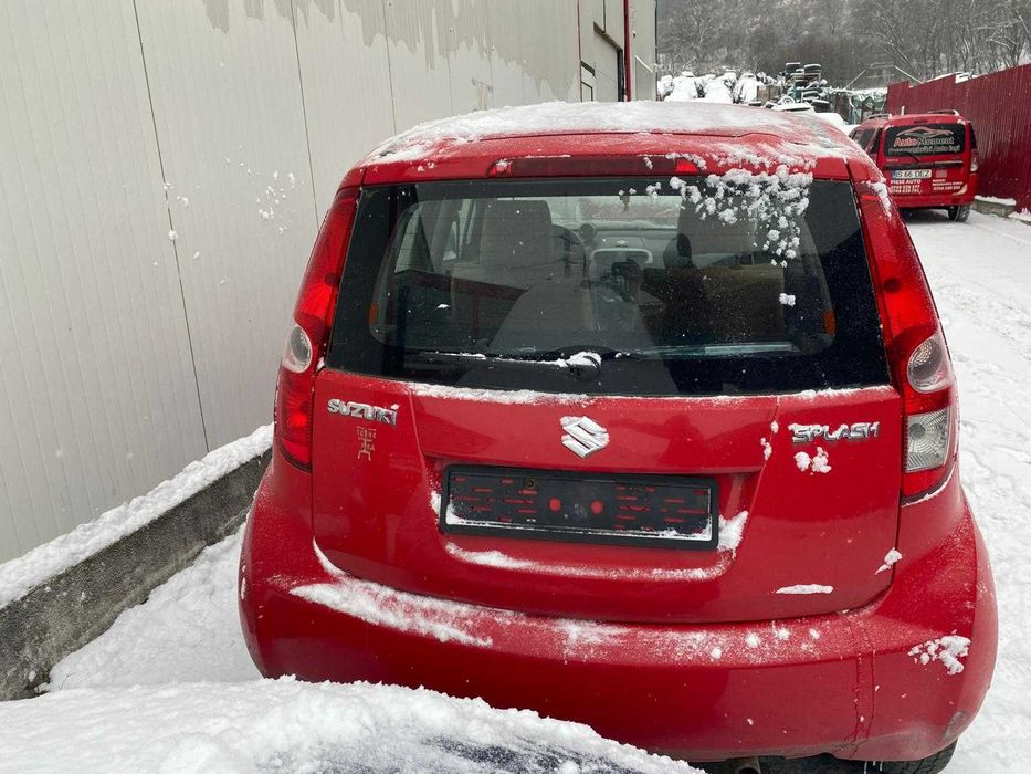 Dezmembrez Suzuki Splash Benzina
