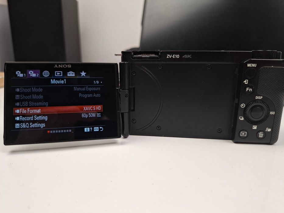 Sony ZV-E10 Body - Garanție Validă