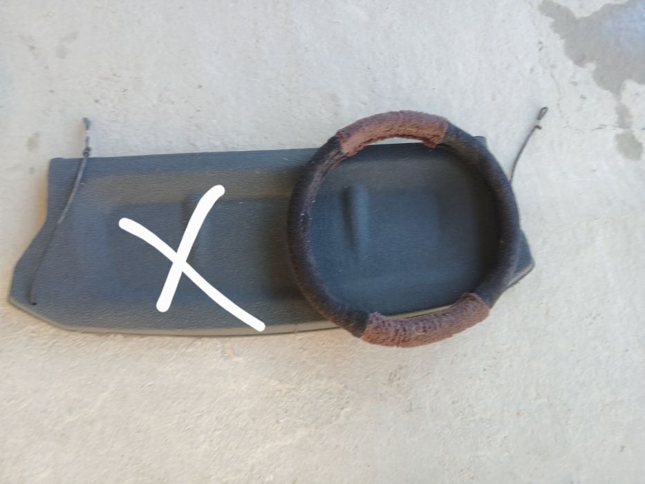 Xar xil avto mashina aksesuarlari tezda va arzon sotiladi