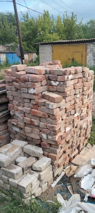 Кирпич белый и красный