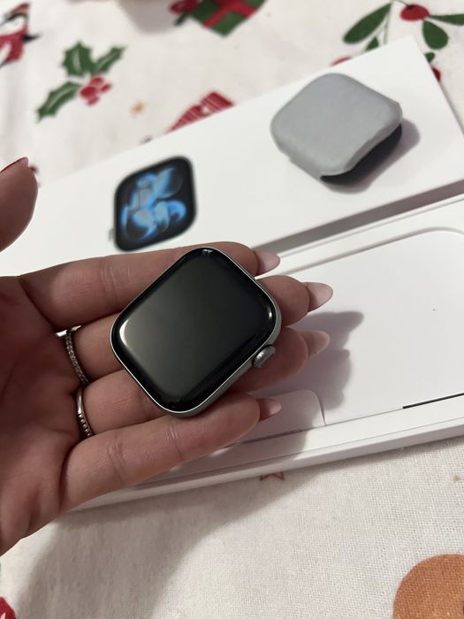 Apple Watch 11 GPS, Carcasa Space Grey Aluminium 42mm