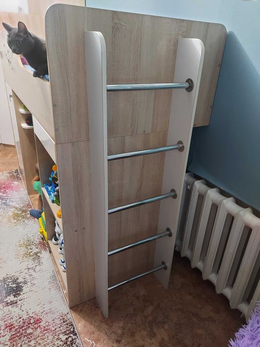 Кровать детская б/у