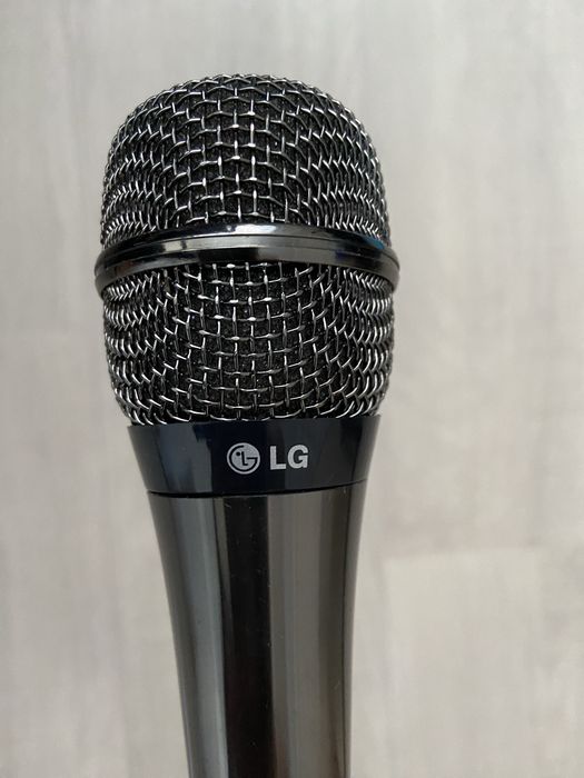 Микрофон проводной LG