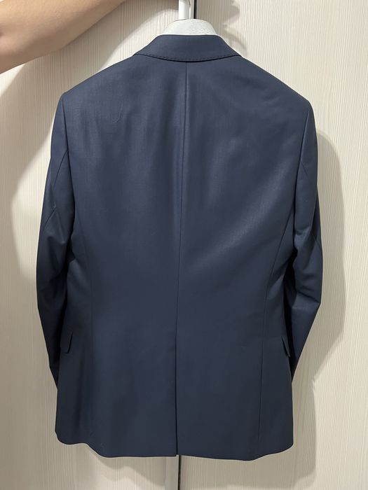 Продам костюм