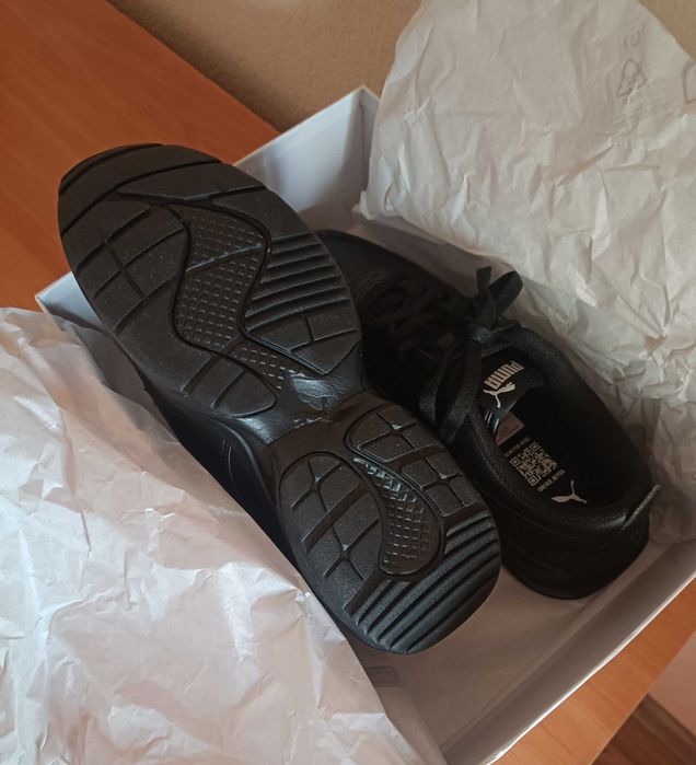 Продавам маратонки