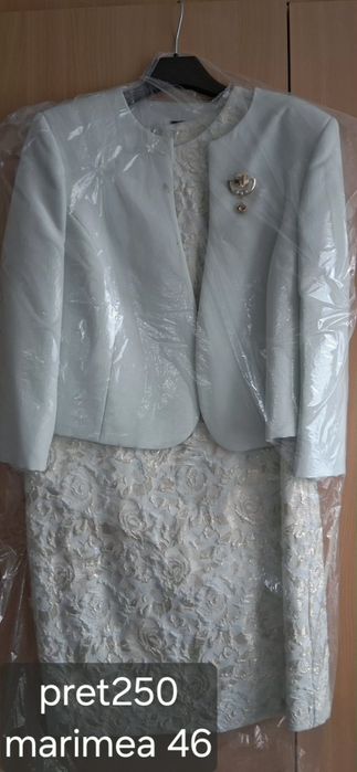 Vând rochii de ocazie
