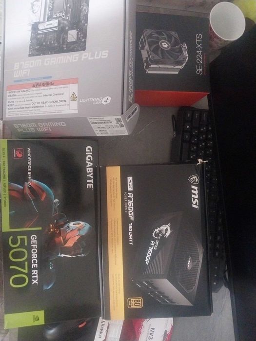 Kuchli Gaming / RTX5070 27/200Hz