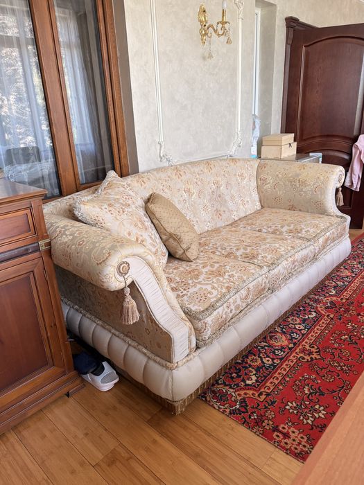 Диван плюс 2 кресла