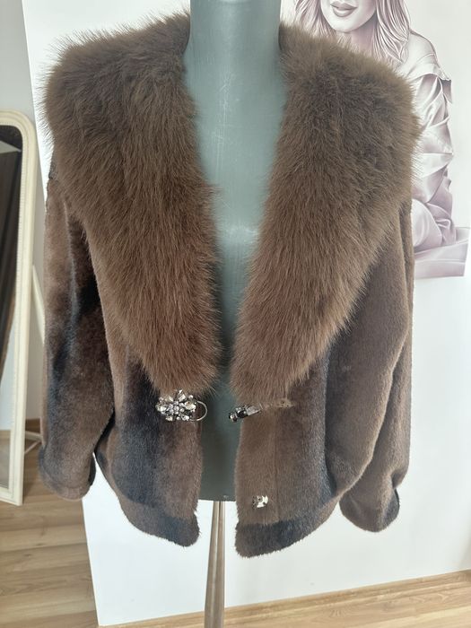 Haina blana artificiala