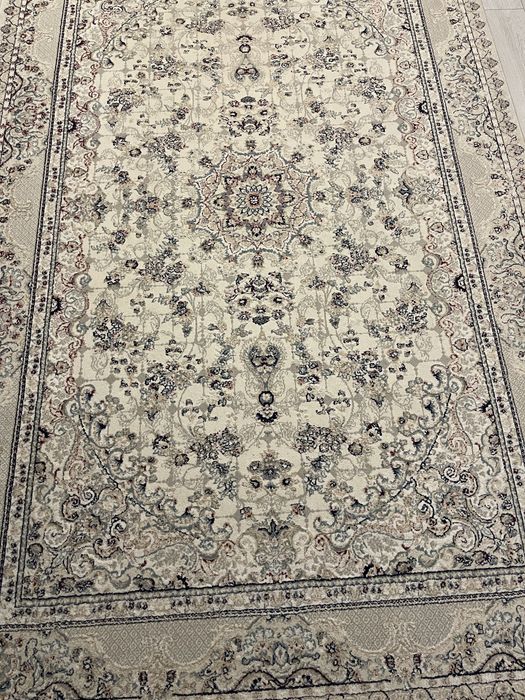 Продам ковер 2*3