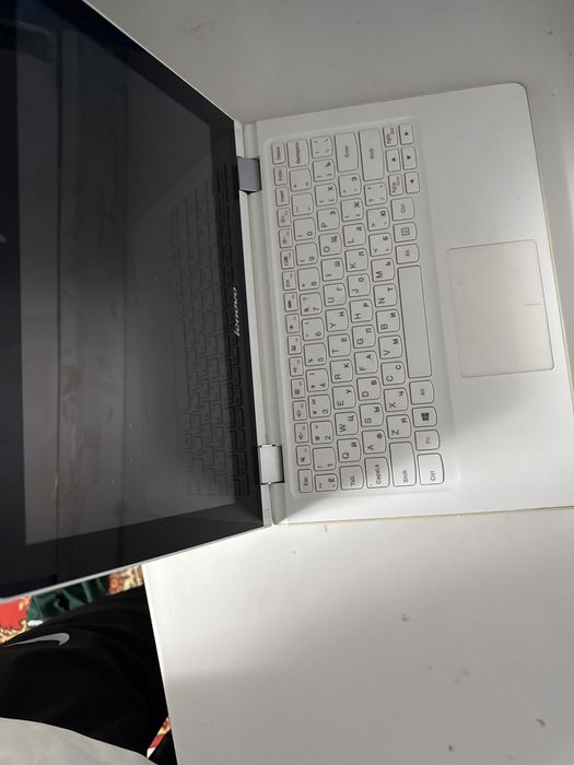 Ноутбук на запчасти