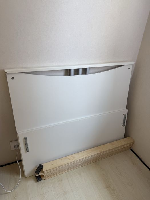 Кровать односпальная 90x200