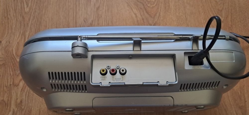 Bomboox Watson( dvd, radio  casetofon recorder)
