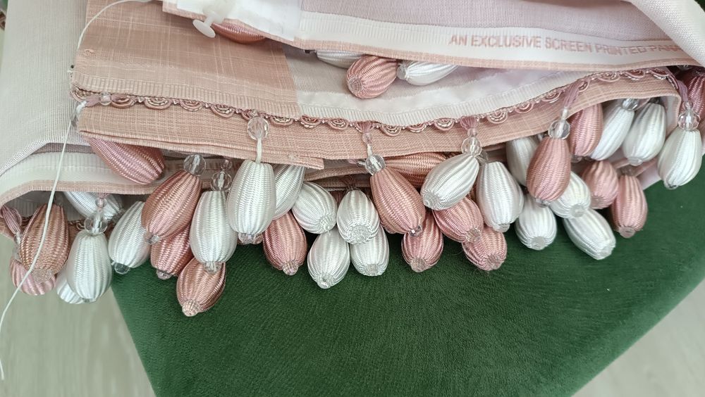 Продам шторы и скатерть