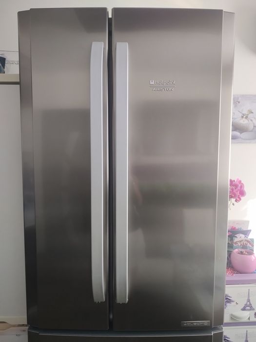 Хладилник Hotpoint Ariston