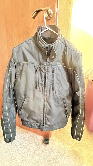 Vand geaca de moto