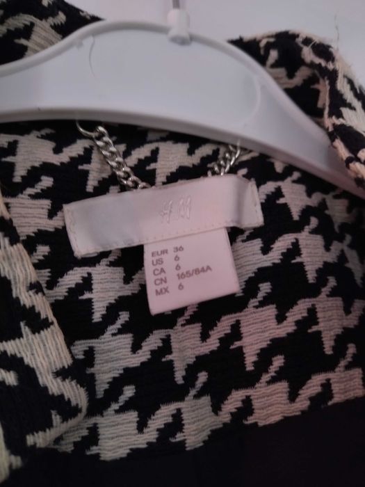 Пролетно есенно палтенце Н&М