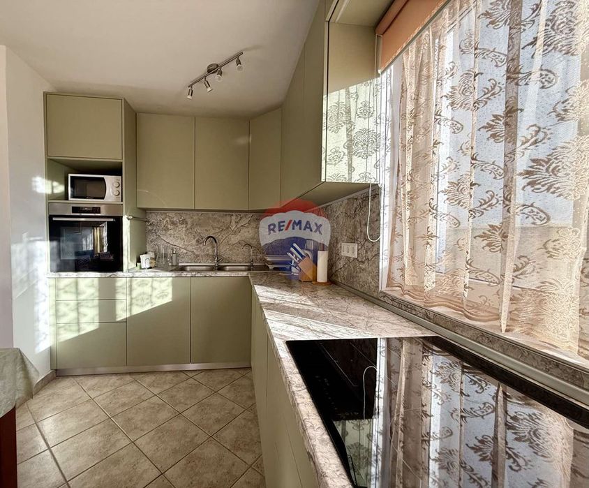 Къща с четири спални и планинска гледка за продажба, Балчик, Я.И.