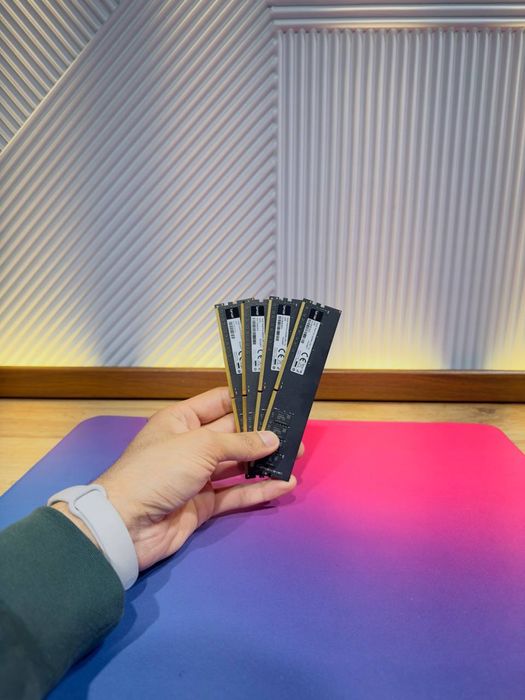 Озу для компьтера DDR4
