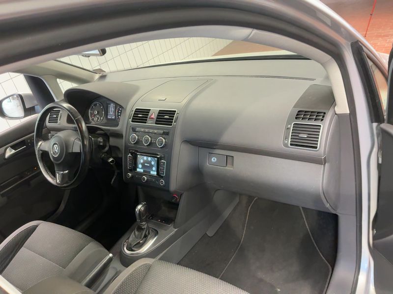 Volkswagen Touran 2.0 TDI Comfortline 2013