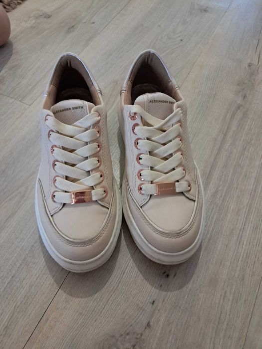 Оригинални сникърси Аlexander smith
