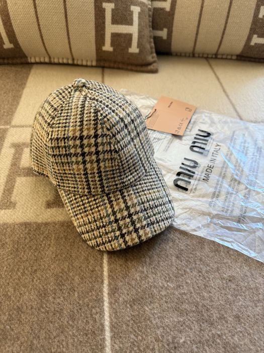 MM шапка от вълна New Season