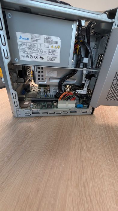 Vand HP G8 Proliant Microserver NAS/Backup/File server/etc.