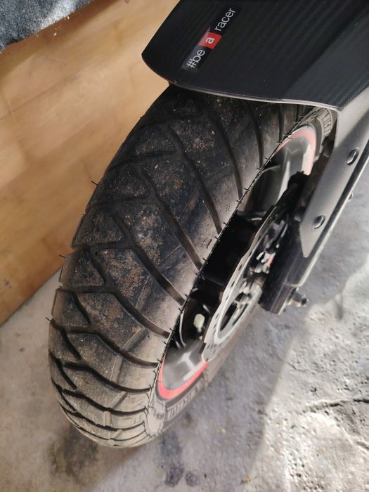 Scuter Aprilia SR GT 125