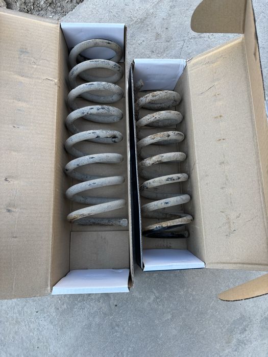 Пружины мерс 210 рейсталинг