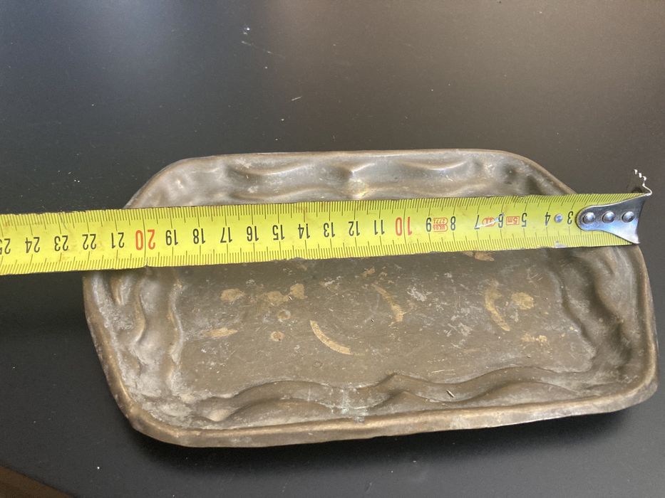 Месингов поднос