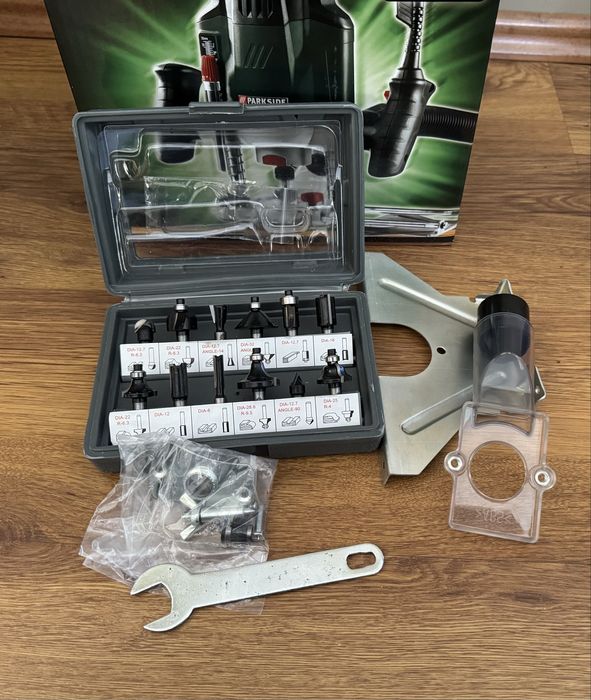 Freza verticala Parkside POF 1200 A1, NOUA, cu accesorii complete