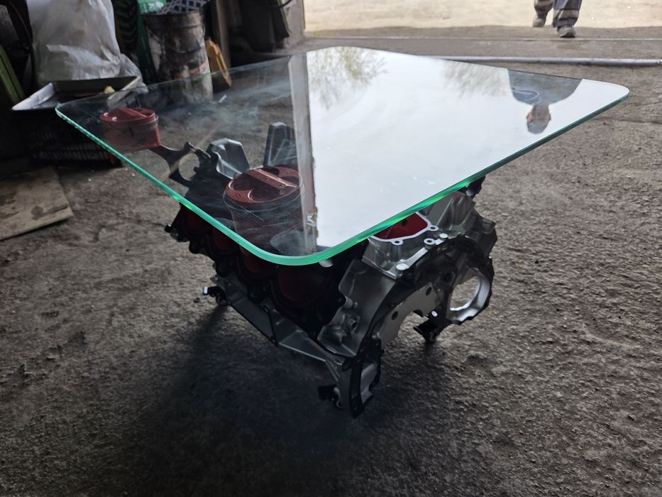 Журнальный столик из двигателя