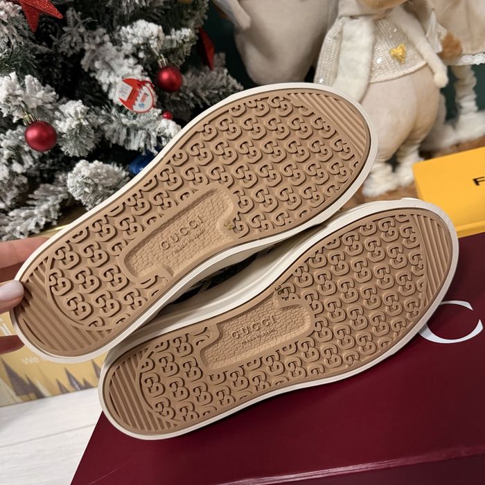 Gucci кецове / обувки